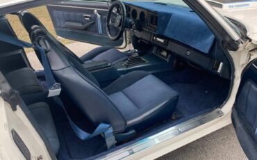 Chevrolet-Camaro-1980-Coupe-17
