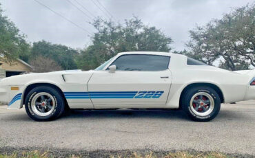 Chevrolet-Camaro-1980-Coupe