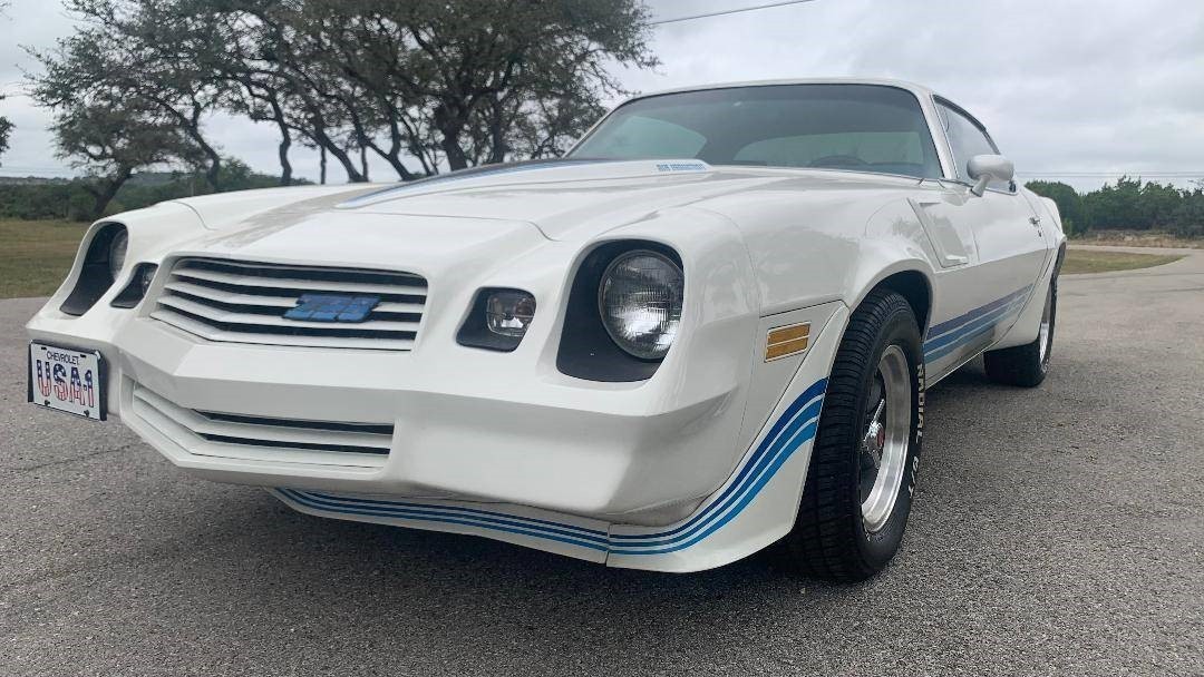 Chevrolet-Camaro-1980-Coupe-5