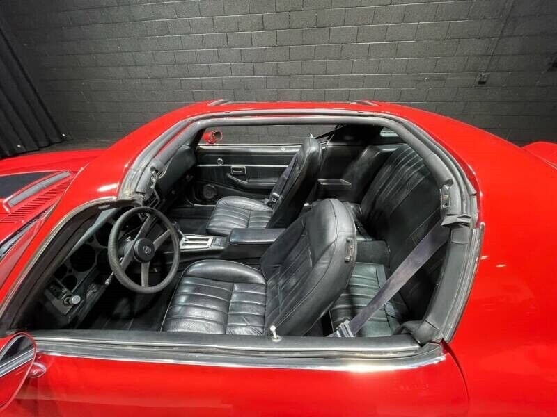 Chevrolet-Camaro-1981-Coupe-28