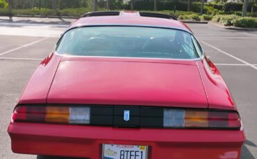 Chevrolet-Camaro-1981-Coupe-4