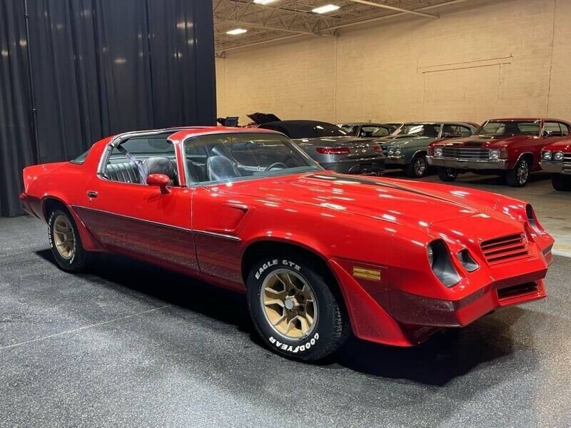 Chevrolet-Camaro-1981-Coupe-5