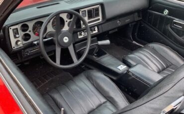 Chevrolet-Camaro-1981-Coupe-6