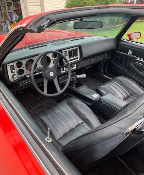 Chevrolet-Camaro-1981-Coupe-6