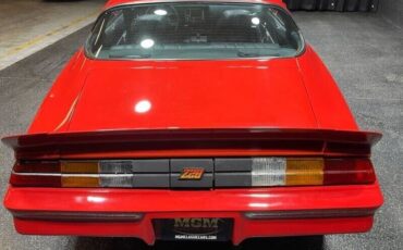 Chevrolet-Camaro-1981-Coupe-8