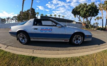 Chevrolet-Camaro-1982-Coupe-9