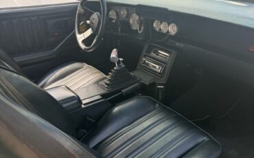 Chevrolet-Camaro-1985-4
