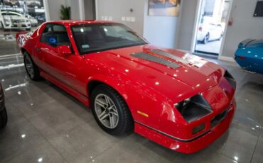 Chevrolet-Camaro-1987-Coupe-1