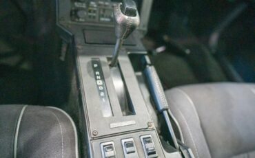 Chevrolet-Camaro-1987-Coupe-11
