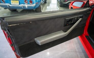 Chevrolet-Camaro-1987-Coupe-13
