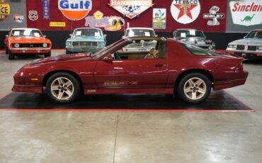 Chevrolet-Camaro-1987-Coupe-27