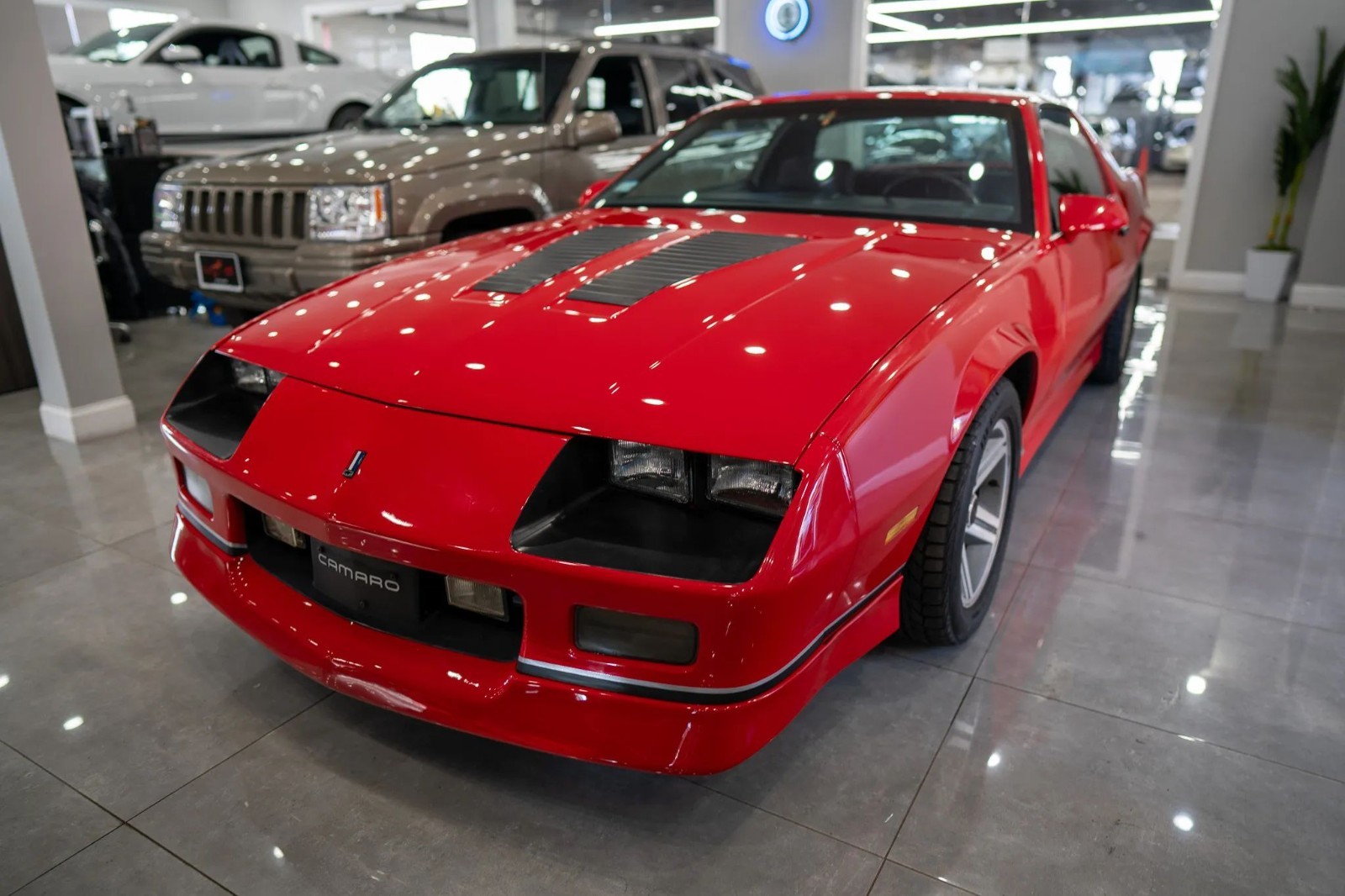 Chevrolet-Camaro-1987-Coupe