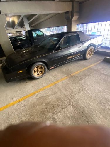 Chevrolet-Camaro-1988-Black-11