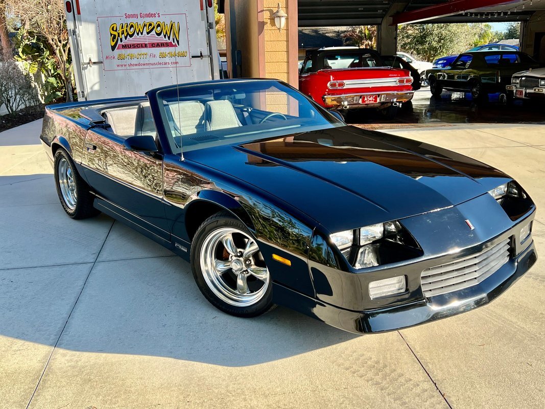 Chevrolet-Camaro-1989-Convertible-14
