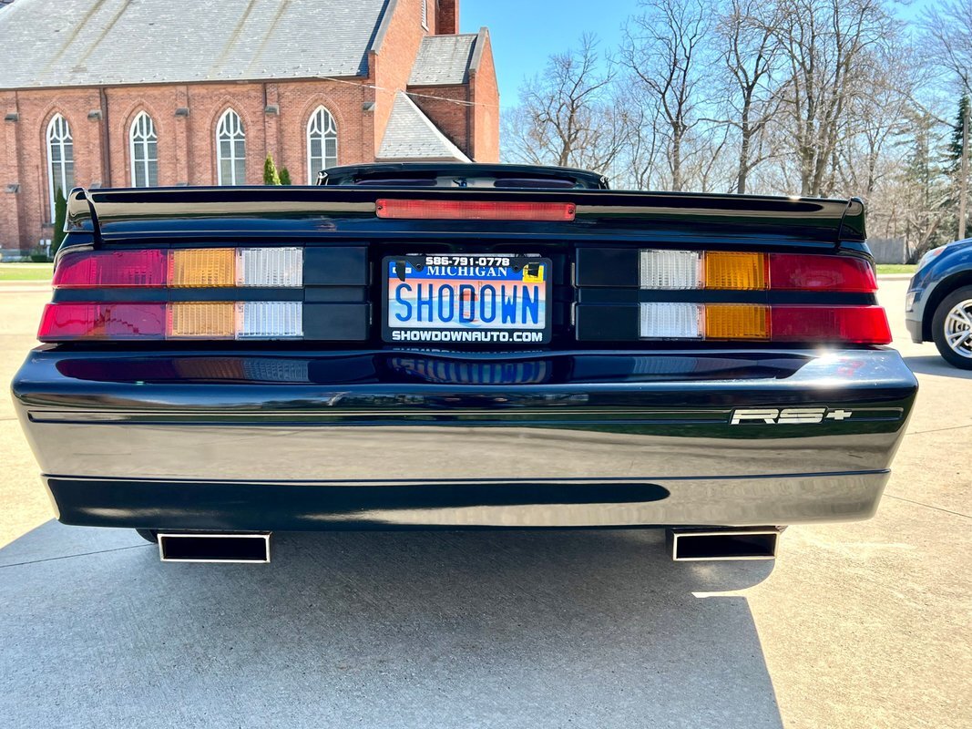 Chevrolet-Camaro-1989-Convertible-25
