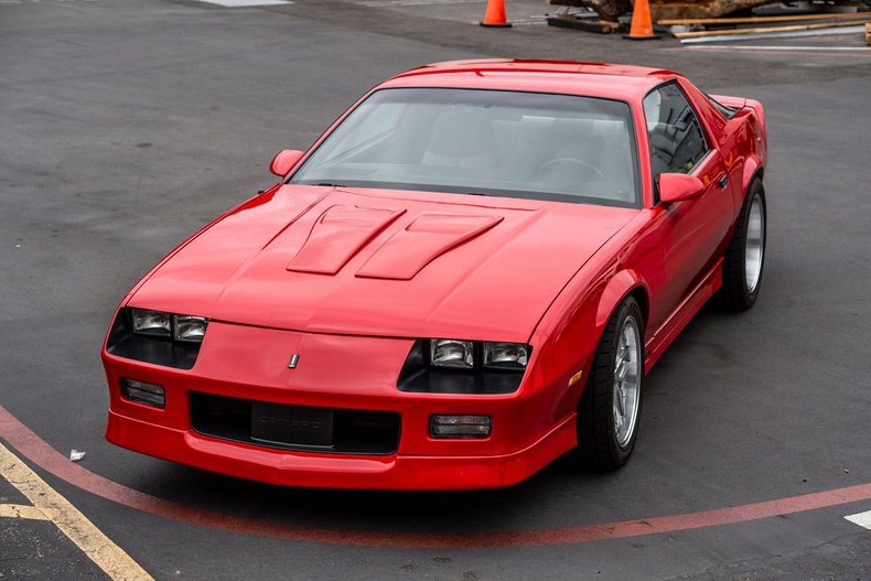Chevrolet-Camaro-1989-Rally-Red-Gray-ampamp-Silver-1