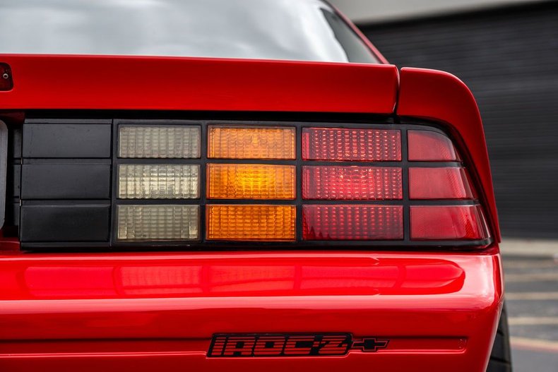 Chevrolet-Camaro-1989-Rally-Red-Gray-ampamp-Silver-13