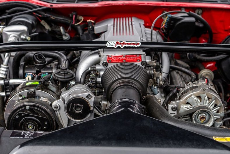 Chevrolet-Camaro-1989-Rally-Red-Gray-ampamp-Silver-21