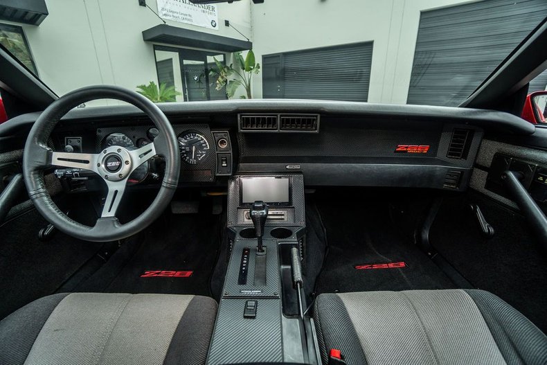 Chevrolet-Camaro-1989-Rally-Red-Gray-ampamp-Silver-22
