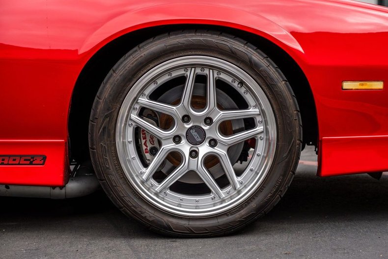 Chevrolet-Camaro-1989-Rally-Red-Gray-ampamp-Silver-32