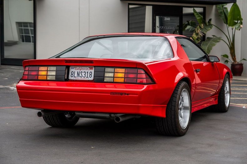 Chevrolet-Camaro-1989-Rally-Red-Gray-ampamp-Silver-40