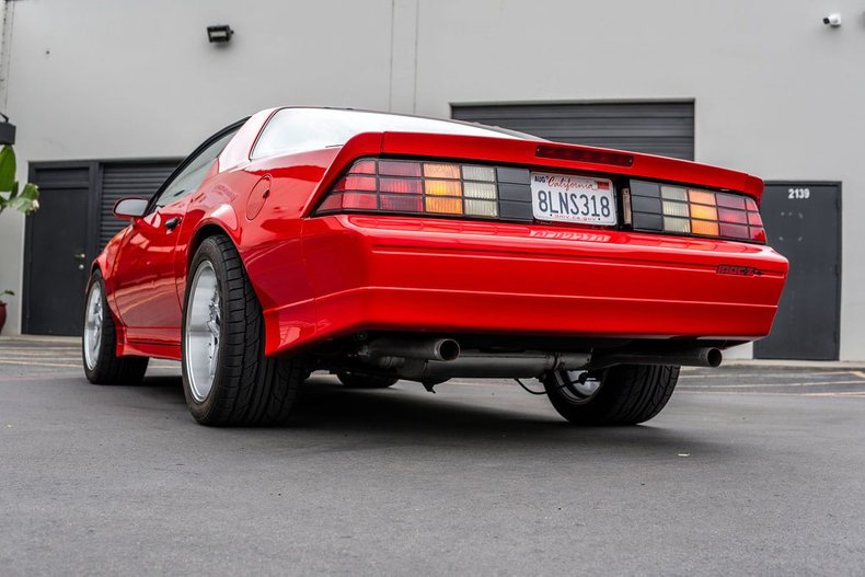 Chevrolet-Camaro-1989-Rally-Red-Gray-ampamp-Silver-48