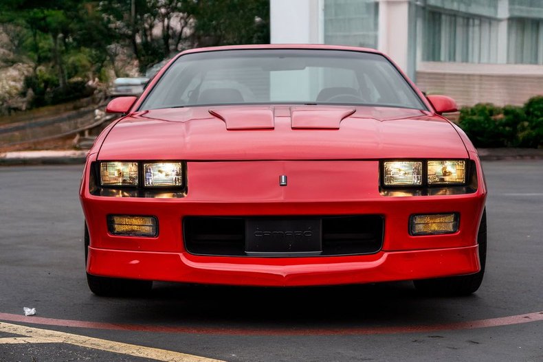 Chevrolet-Camaro-1989-Rally-Red-Gray-ampamp-Silver-7