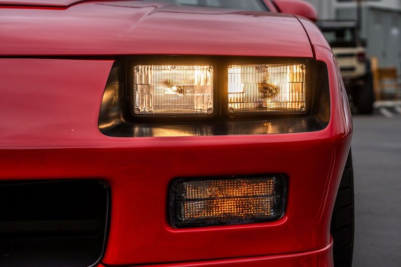 Chevrolet-Camaro-1989-Rally-Red-Gray-ampamp-Silver-8
