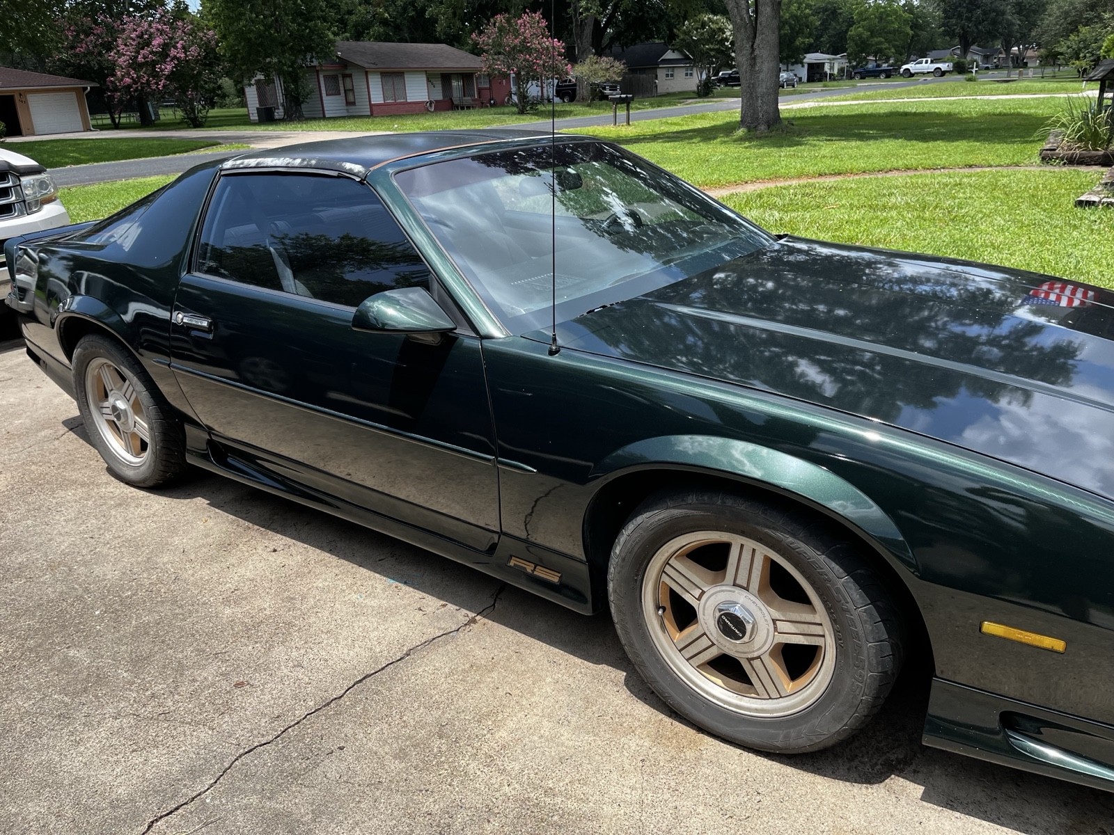 Chevrolet-Camaro-1992-Coupe-1