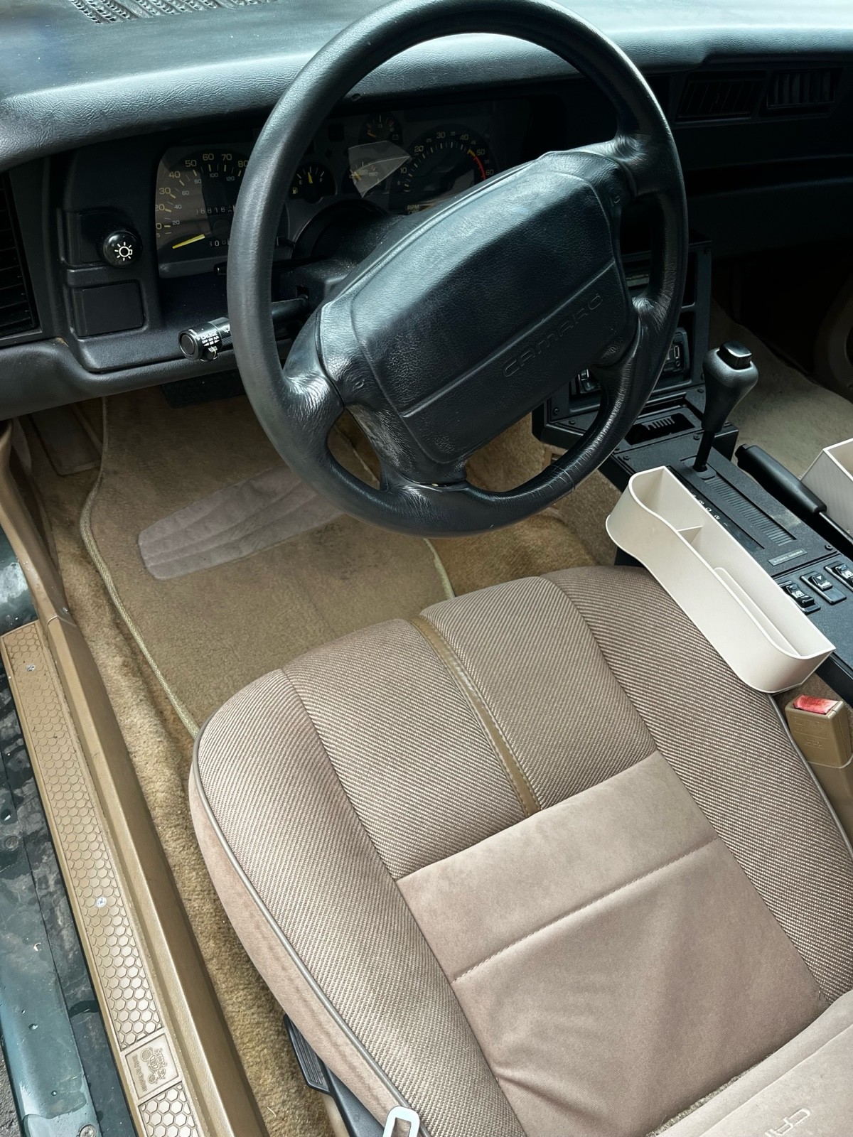 Chevrolet-Camaro-1992-Coupe-11