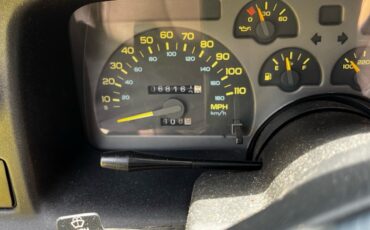 Chevrolet-Camaro-1992-Coupe-6