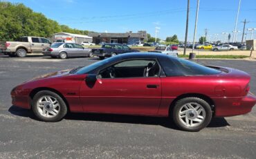 Chevrolet-Camaro-1993-Hatchback-3