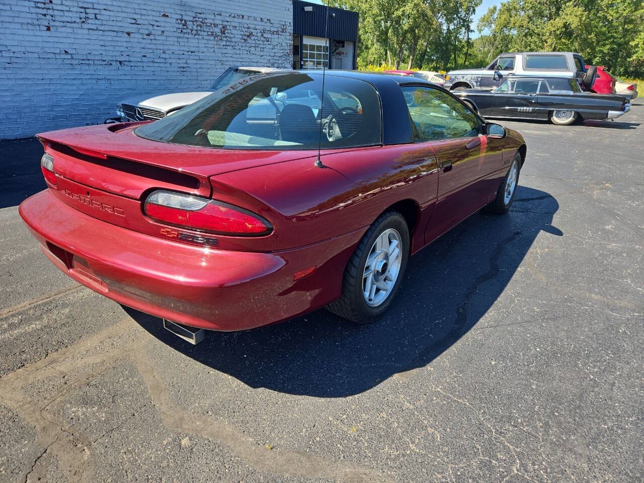 Chevrolet-Camaro-1993-Hatchback-6