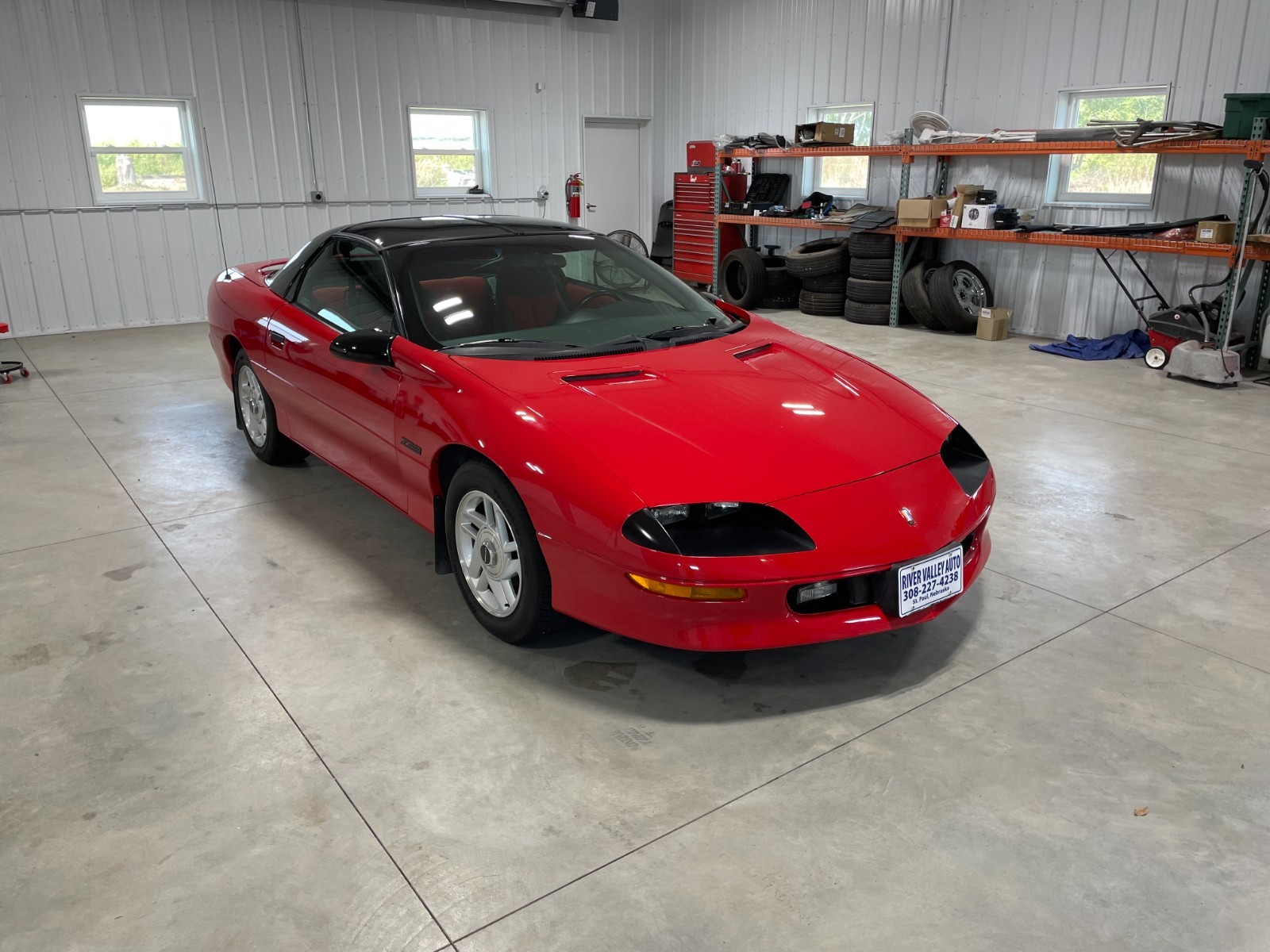 Chevrolet-Camaro-1994-Coupe-2