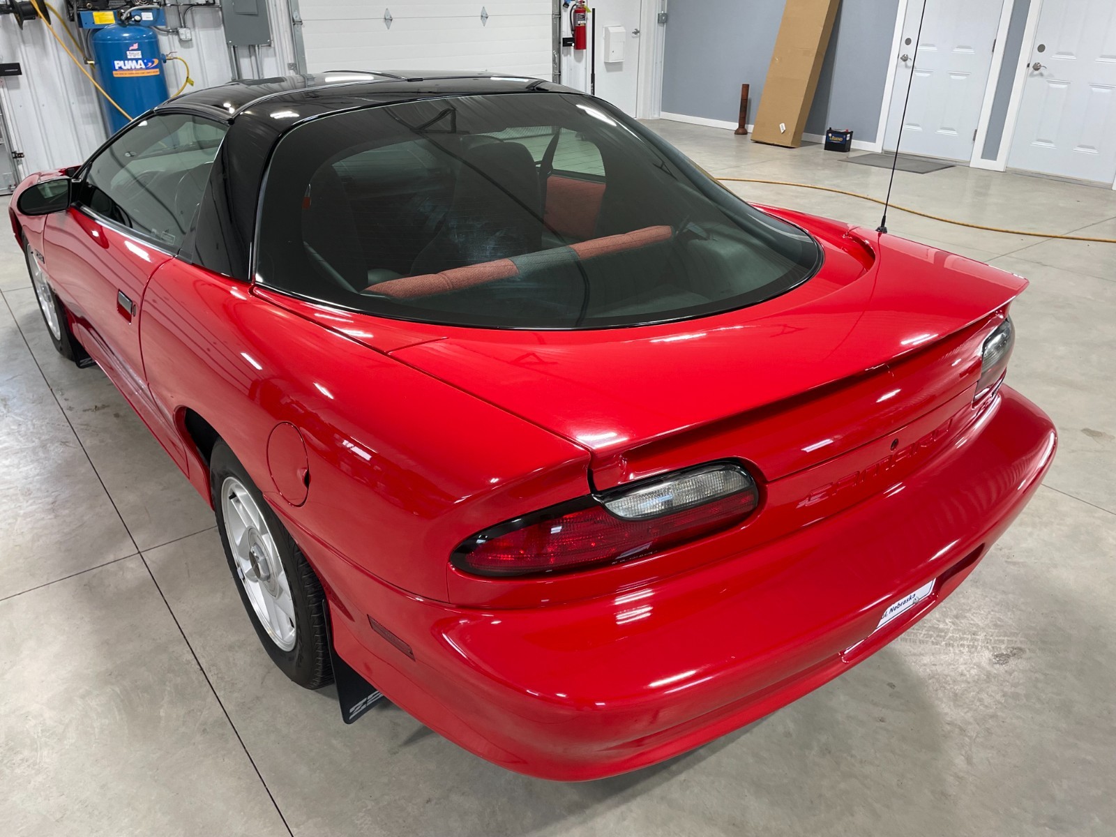 Chevrolet-Camaro-1994-Coupe-6