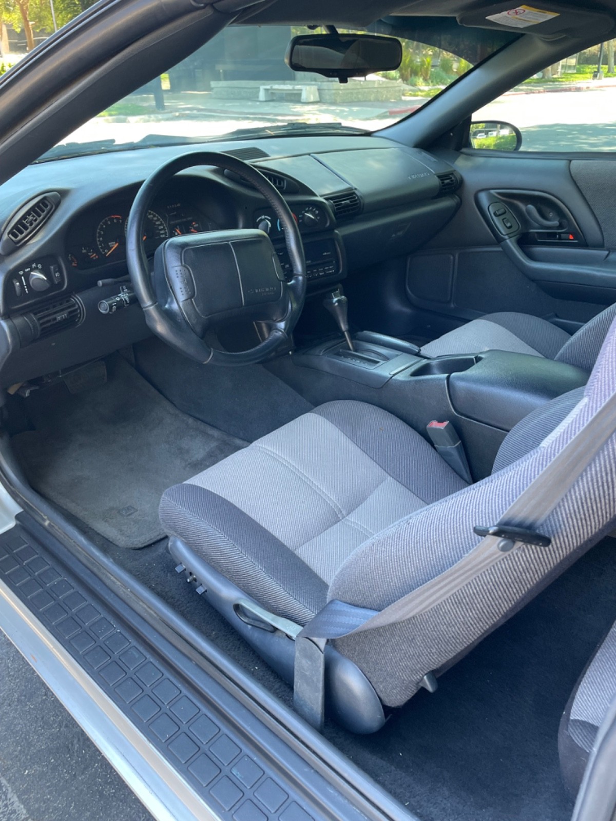 Chevrolet-Camaro-1995-10