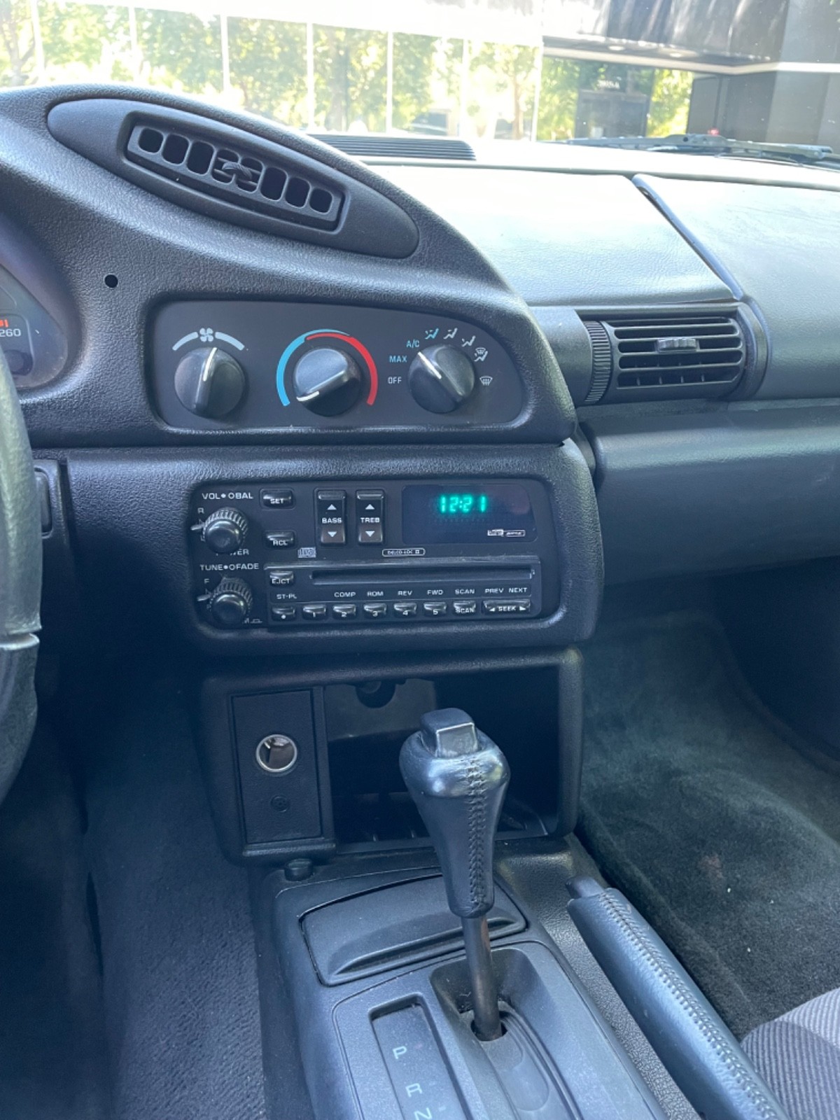 Chevrolet-Camaro-1995-17