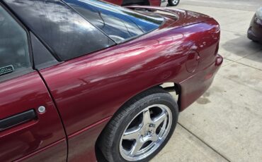 Chevrolet-Camaro-1995-Coupe-3