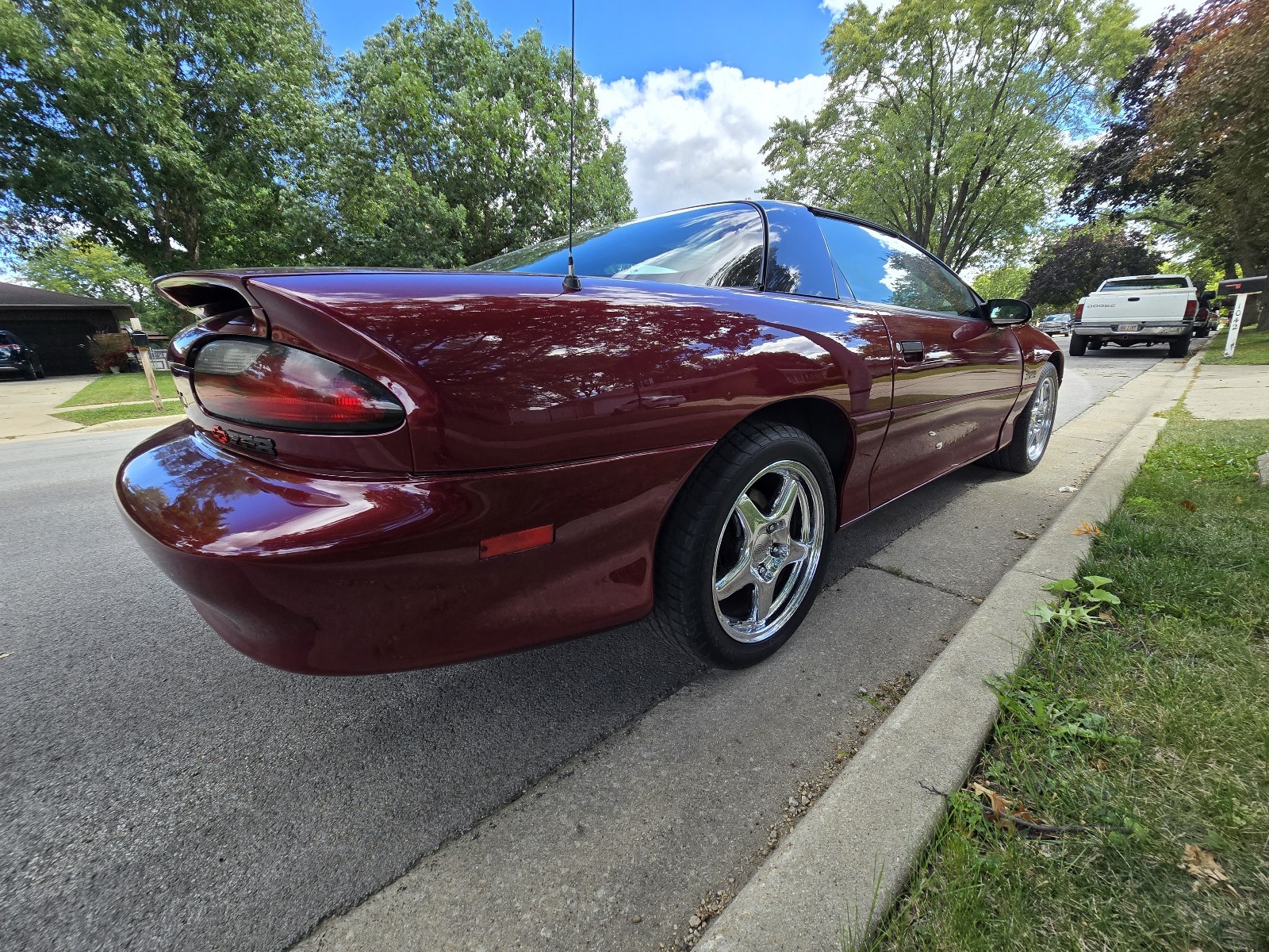 Chevrolet-Camaro-1995-Coupe-7
