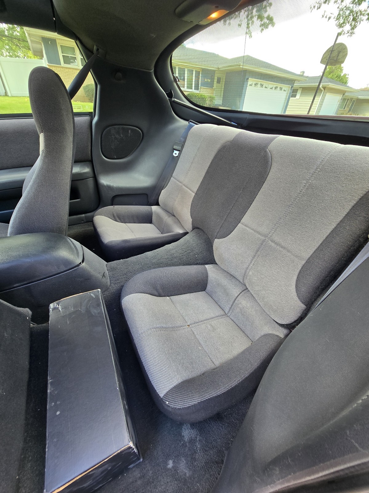 Chevrolet-Camaro-1995-Coupe-8