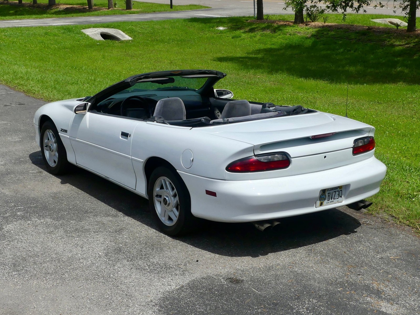 Chevrolet-Camaro-1996-Convertible-15