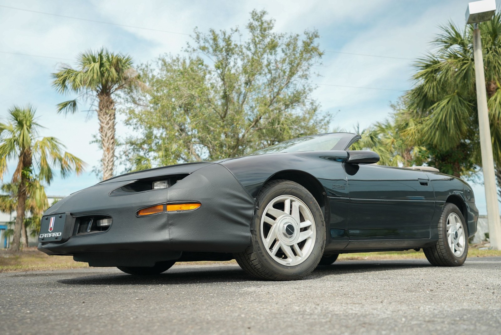 Chevrolet-Camaro-1996-Convertible-19