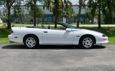Chevrolet-Camaro-1996-Convertible-2
