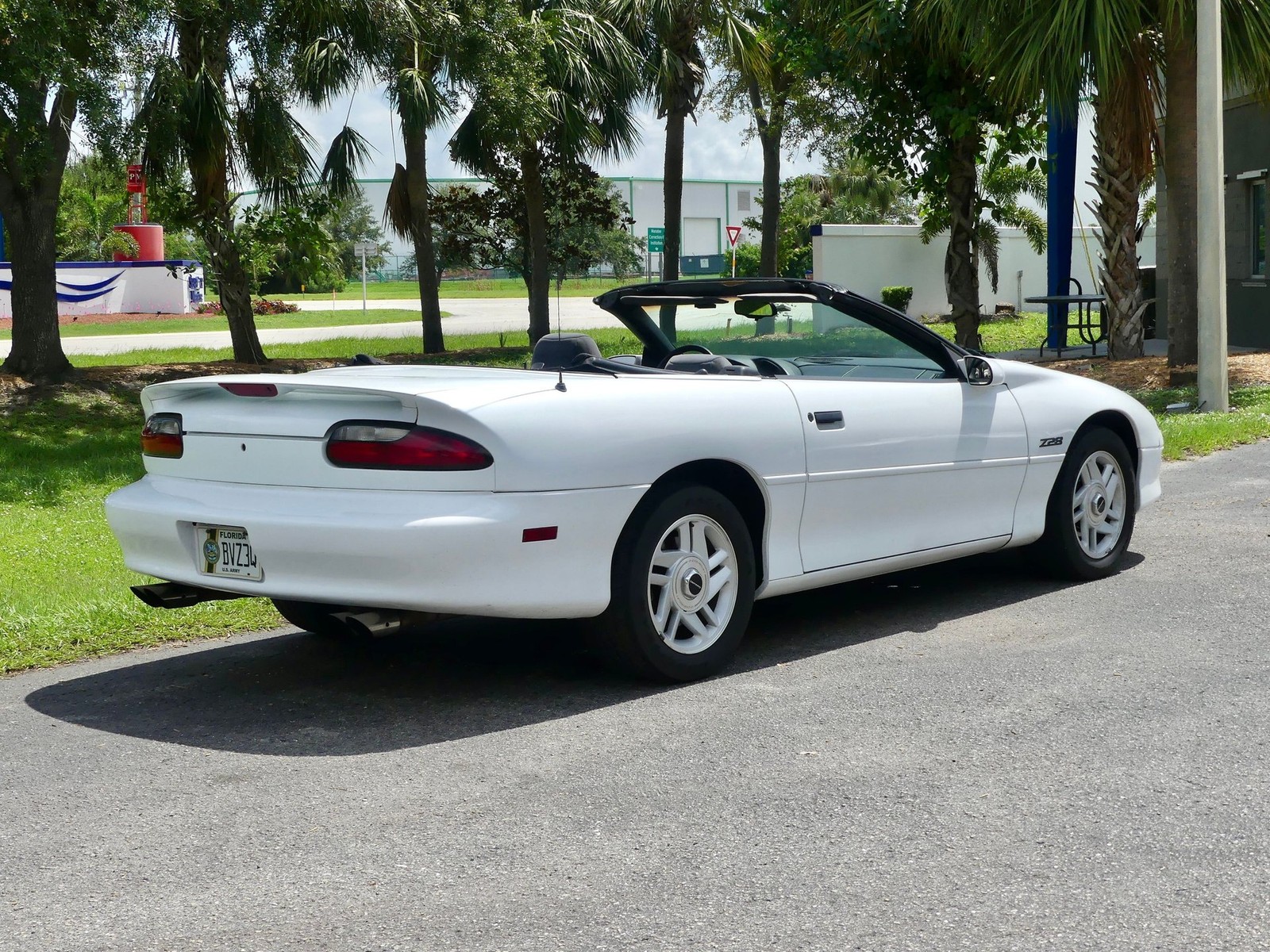 Chevrolet-Camaro-1996-Convertible-20