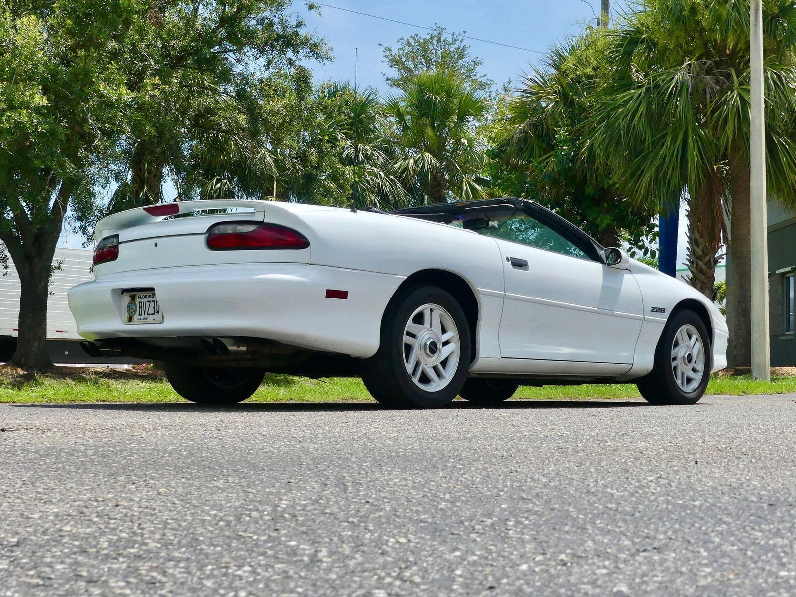 Chevrolet-Camaro-1996-Convertible-22