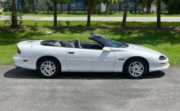 Chevrolet-Camaro-1996-Convertible-23