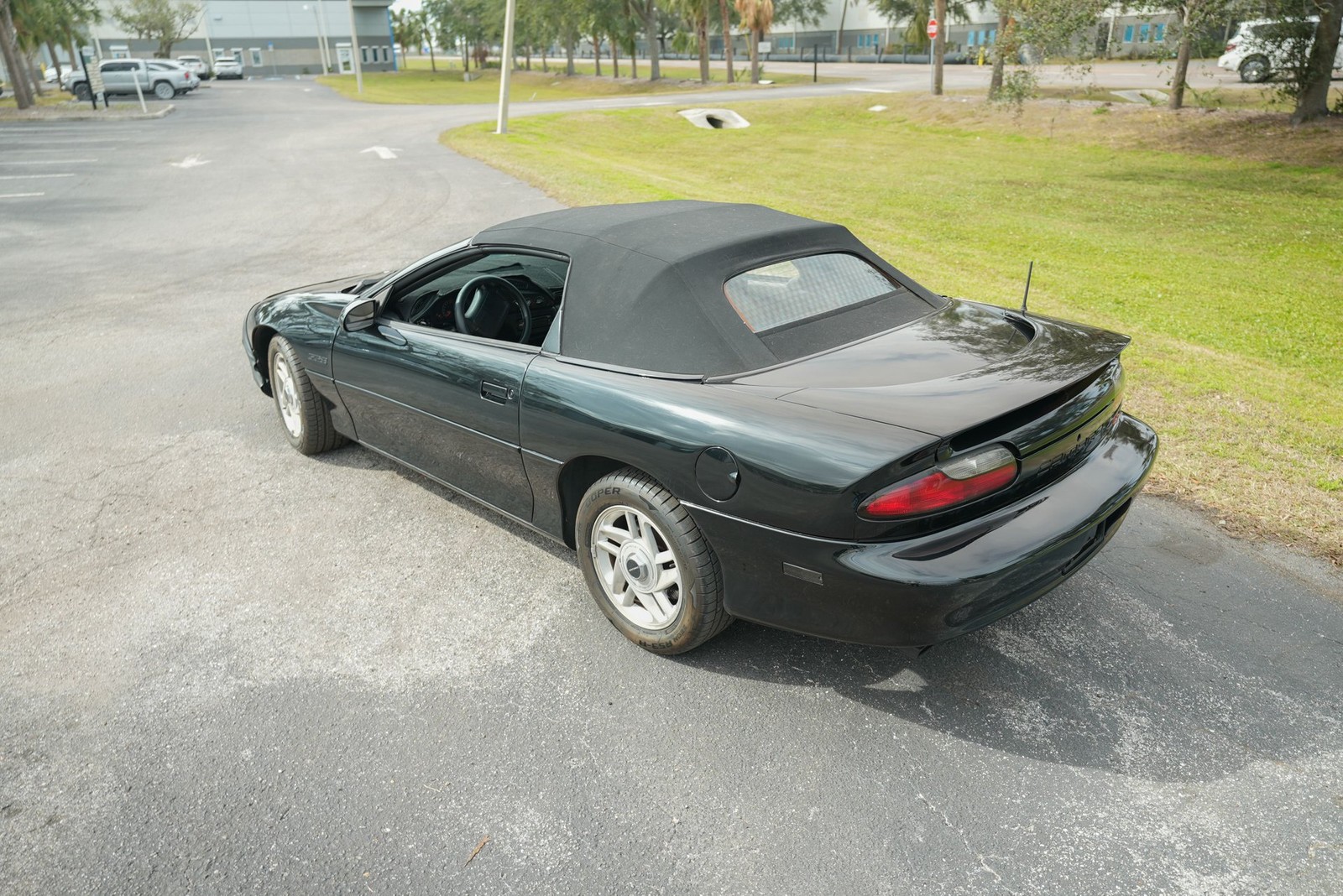 Chevrolet-Camaro-1996-Convertible-6