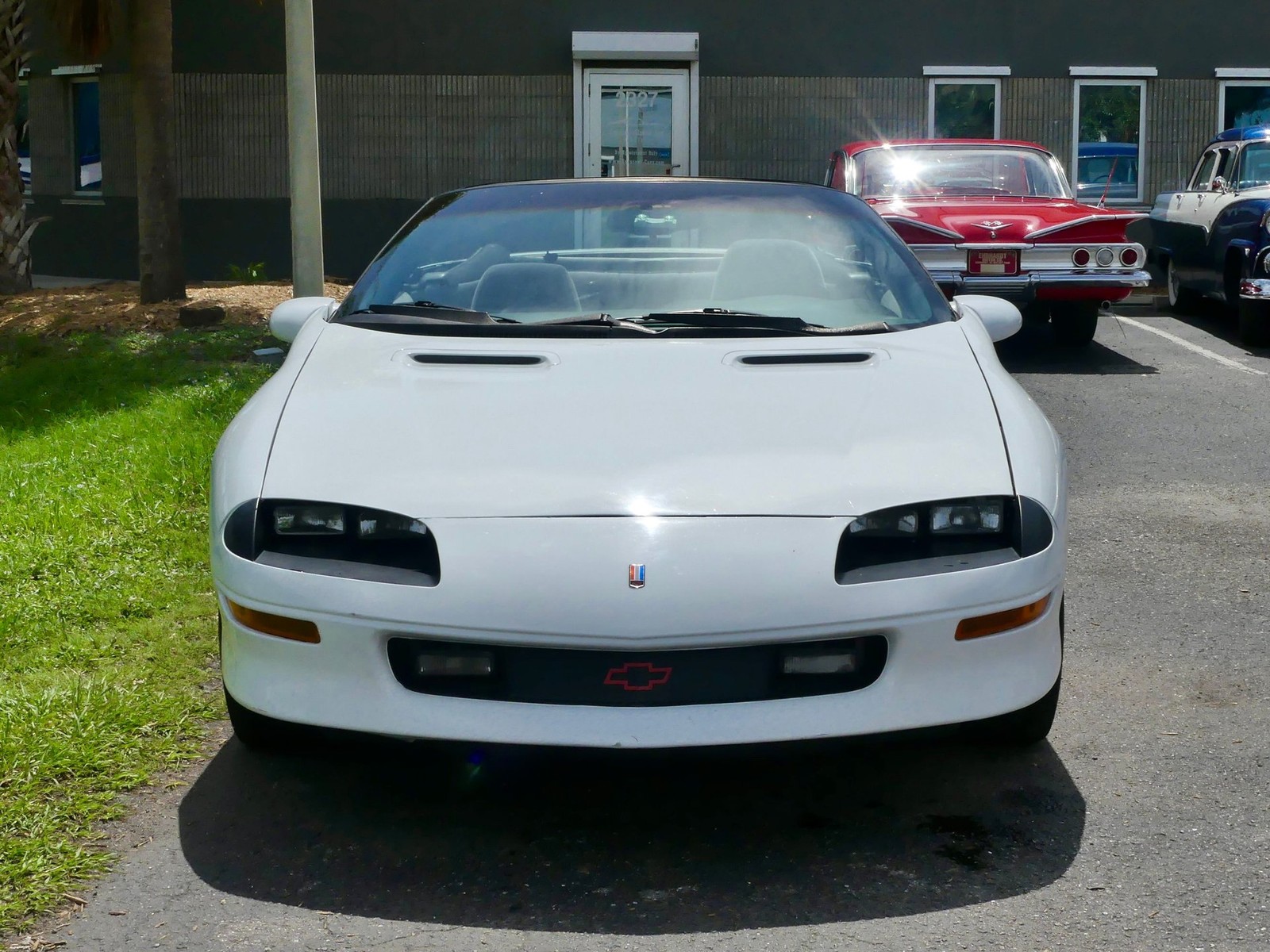Chevrolet-Camaro-1996-Convertible-8