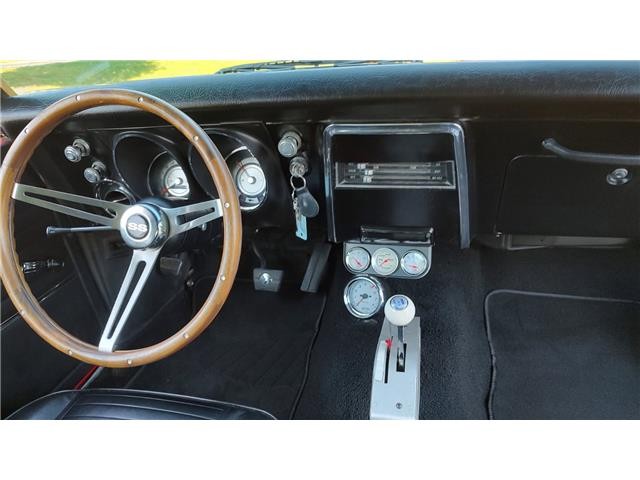 Chevrolet-Camaro-350-1968-2-door-coupe-32