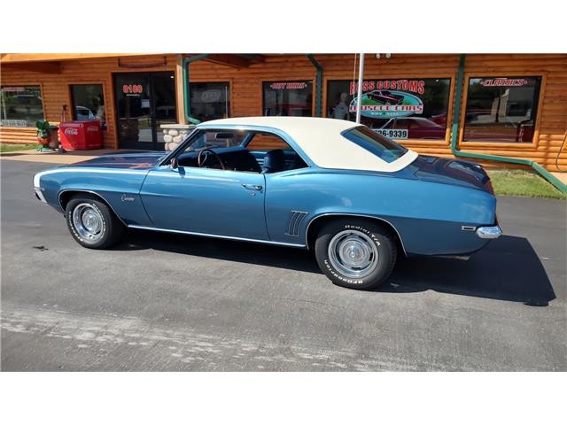 Chevrolet-Camaro-350-1969-2-door-coupe-10